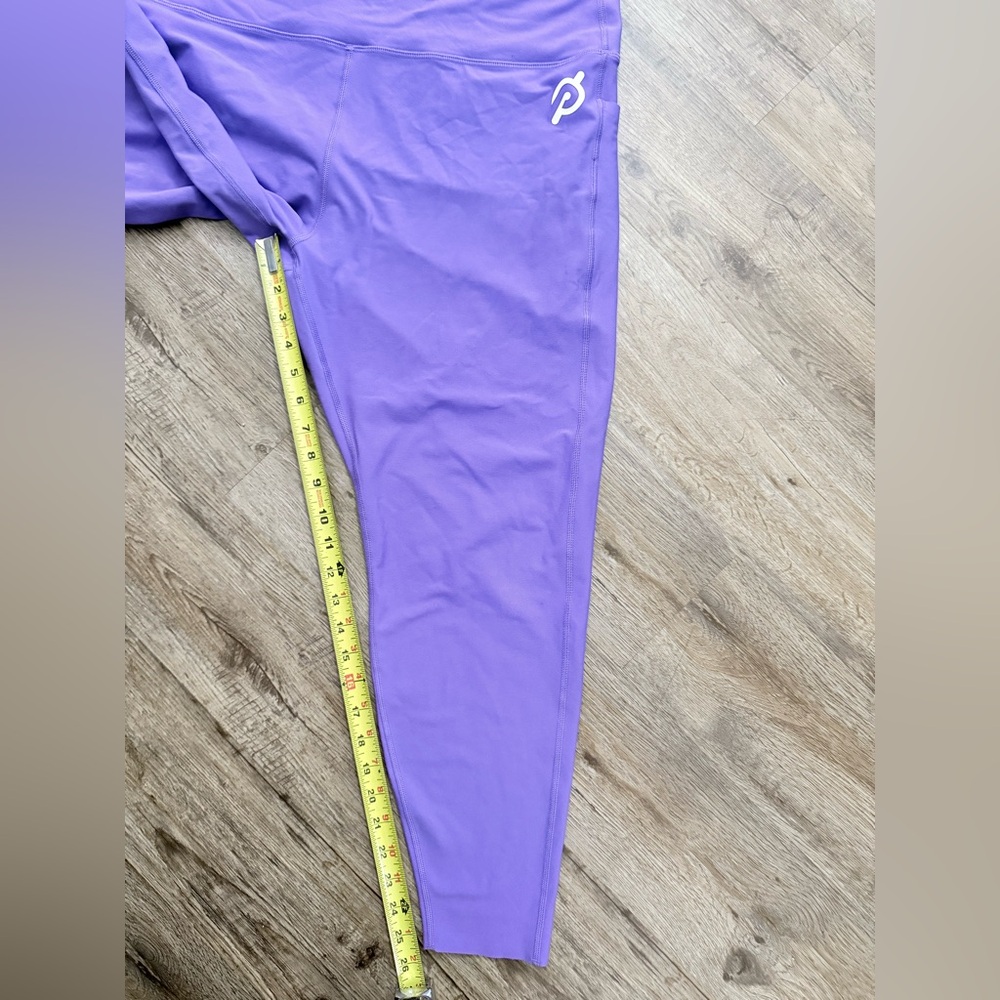 Peloton • Cadent High Rise Pocket Legging - Picture 7 of 15